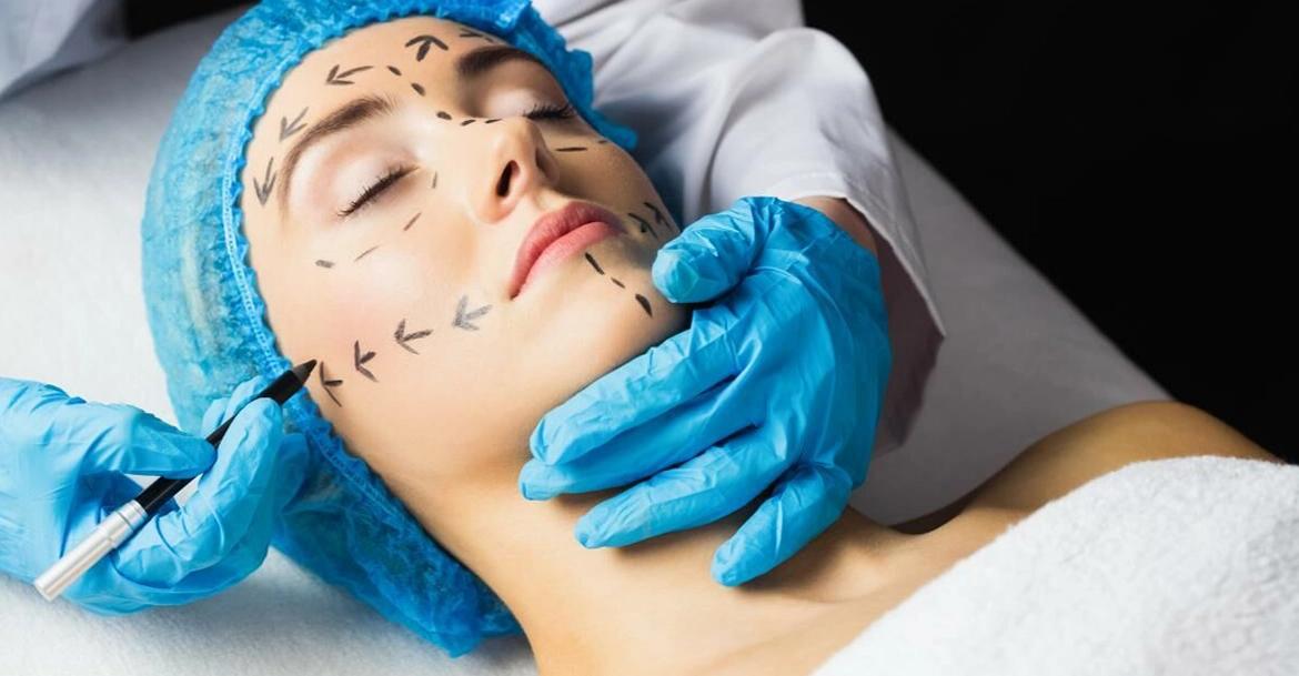 Experienced cosmetic and plastic surgeon in Udayampalayam offering personalized surgical and aesthetic care.