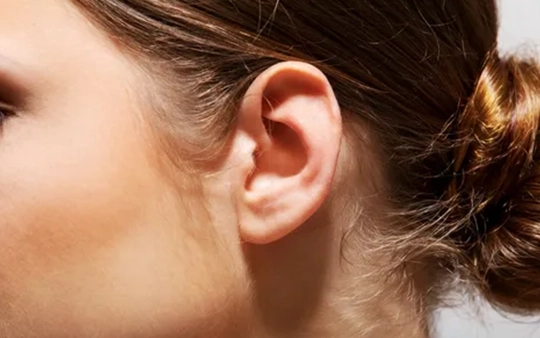 Ear stitching and earlobe repair surgery in Coimbatore to fix tears, stretching, and injuries safely