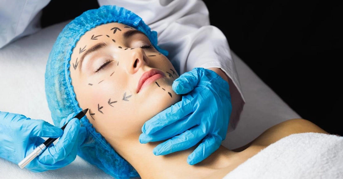 Expert Plastic and Cosmetic Surgeon near Vadavalli, Coimbatore offering advanced aesthetic treatments