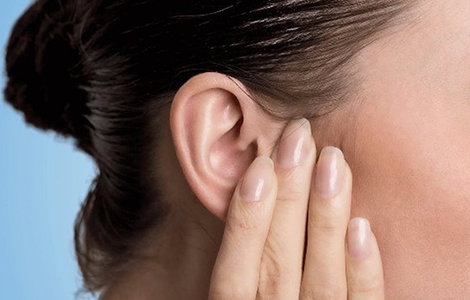 Earlobe stitching helps repair torn, sagging, uneven earlobes and scars for a natural look.